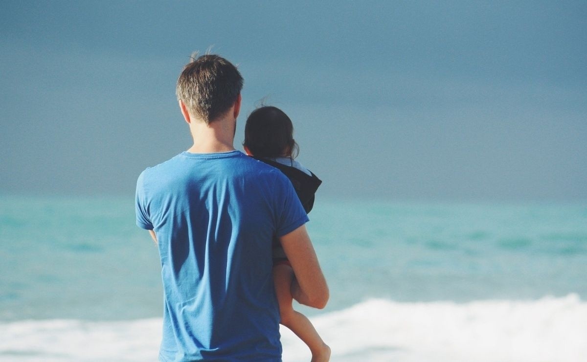 The Challenges Every Single Parent Faces When Raising A Daughter