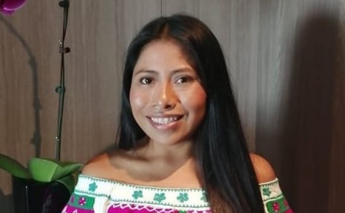 Yalitza Aparicio Wrapped In Cloth And With Wet Hair