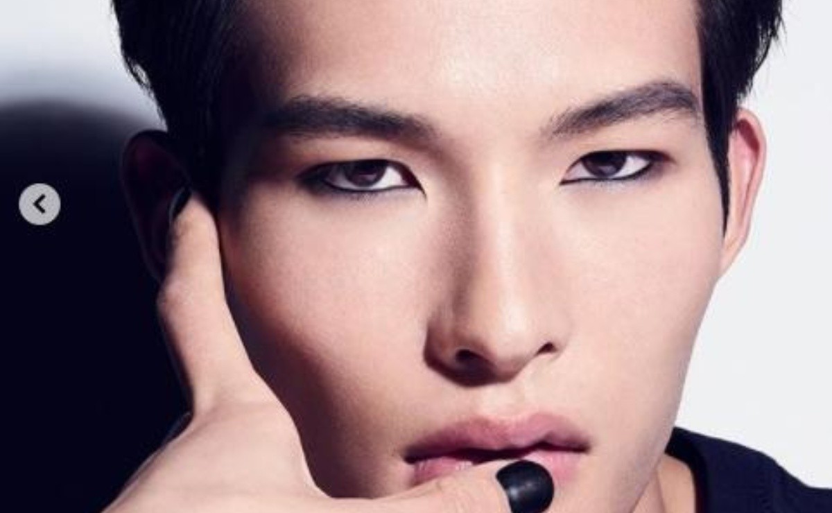 Chanel Launches Men's Eyeliners, You'll Look Great