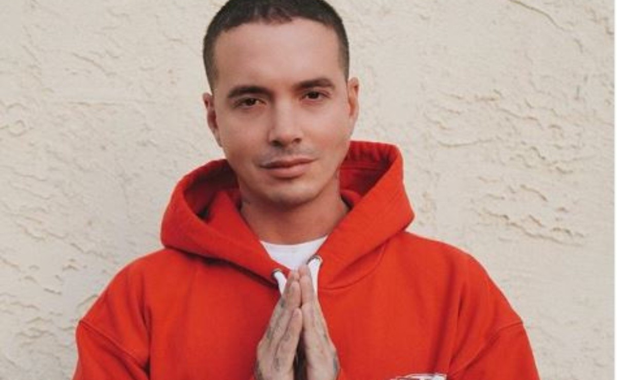 J Balvin Premieres New Single And Red Videoclip