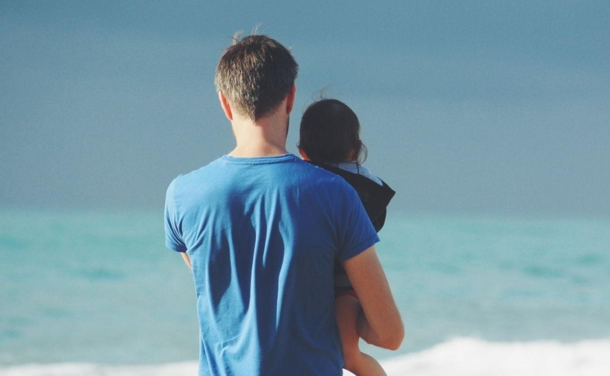 3 Powerful Reasons To Hang Out With A Man With Kids
