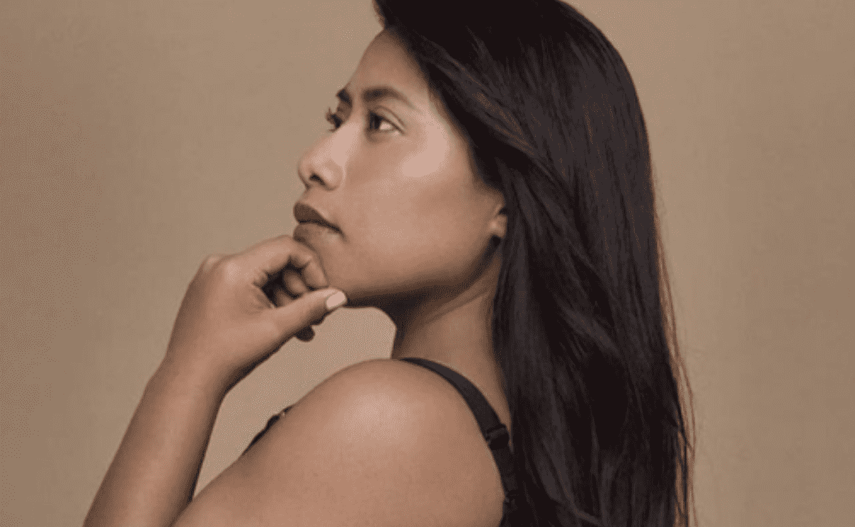 The Face Of In Love That Yalitza Aparicio Made Prince William When She Met Him