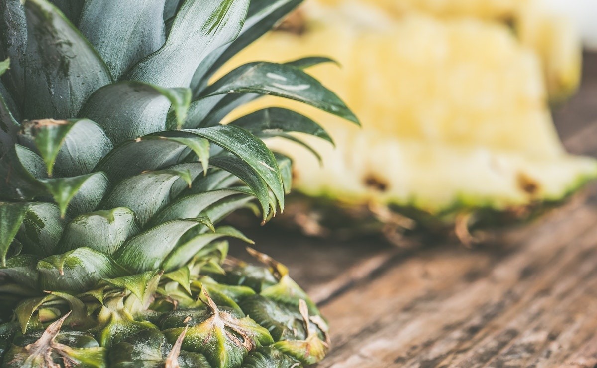 Lose Weight by Drinking Pineapple Peel Water on an Fasting