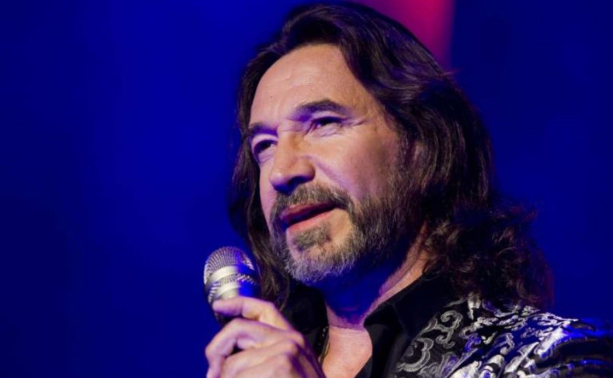 Marco Antonio Solís Celebrates 26 Years of Marriage With Beautiful Message