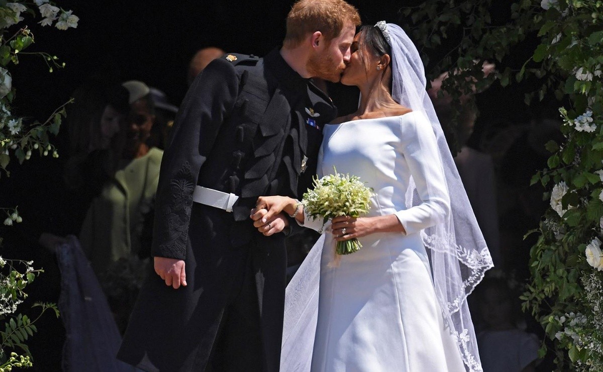 This is how the royal family behaved with meghan markle on their wedding day