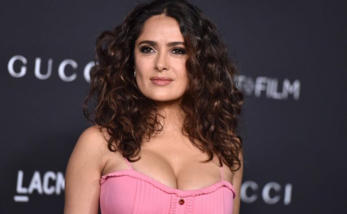 Salma Hayek And The Sexy Dress With Which She Fell In Love With Her Husband