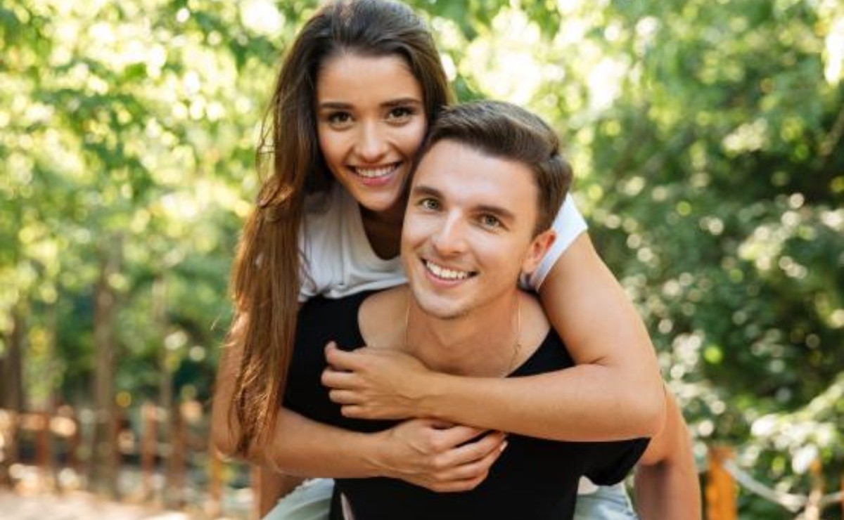 4 Tips For Young Couples Who Want To Enjoy Their Relationship