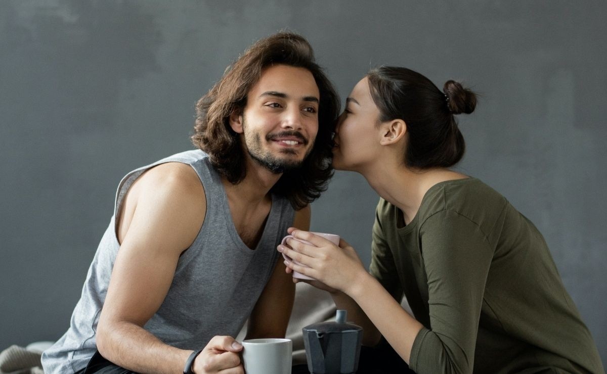 Affectionate phrases to sweeten a man's ear and win him over