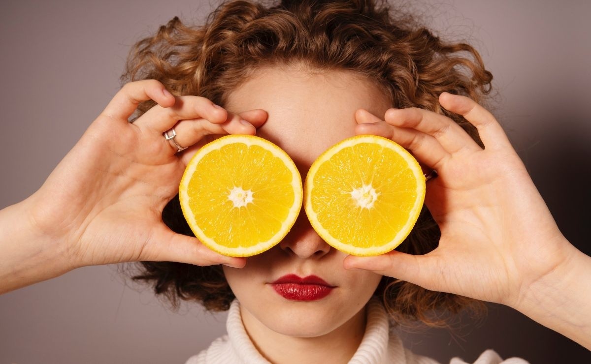 How to take advantage of orange to remove wrinkles and skin blemishes