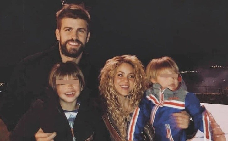Shakira and Gerard Piqué with their children. Photo: Instagram